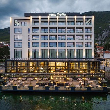 Hotel Trofta Istog Zewnętrze zdjęcie